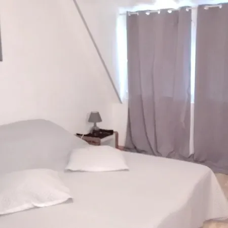 Prázdninový dům Maison Charmante A Avec Jardin Cloture *