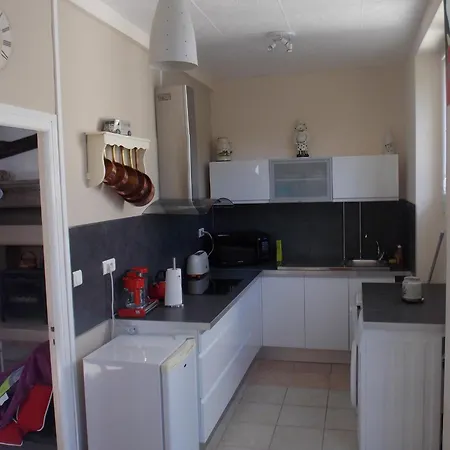 Semesterbostad Maison Charmante A Avec Jardin Cloture Sourdeval